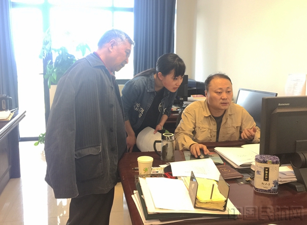 att_73922_副本.jpg att_73922_副本.jpg